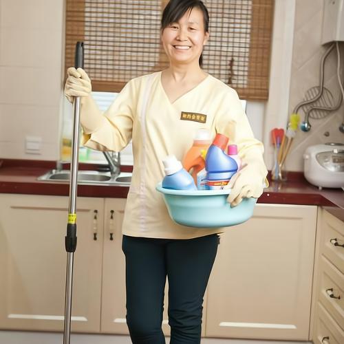 宏营家政 用产品和服务打动生活服务消费者